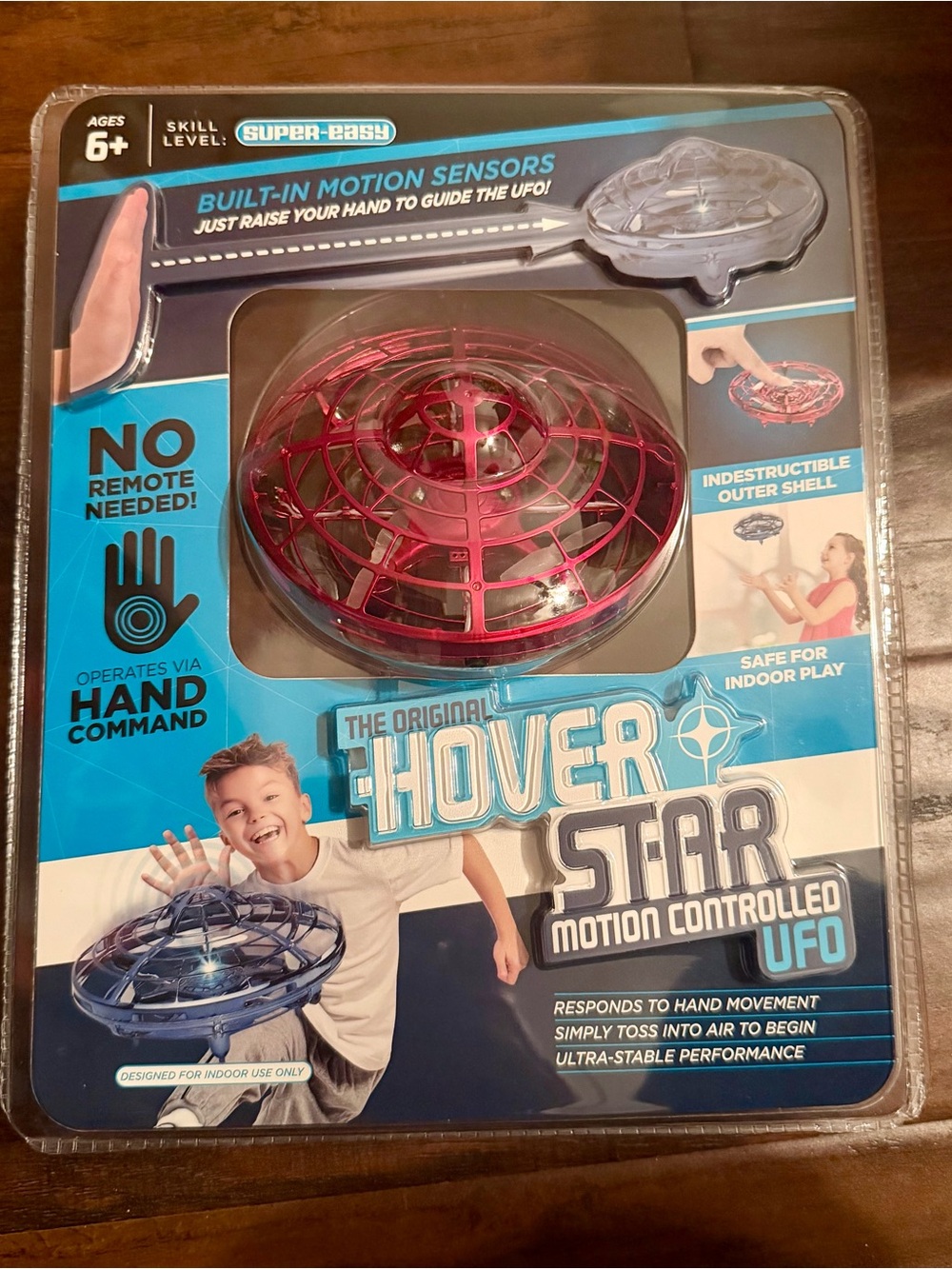 Hover Star Motion Controlled UFO Toy - Red -